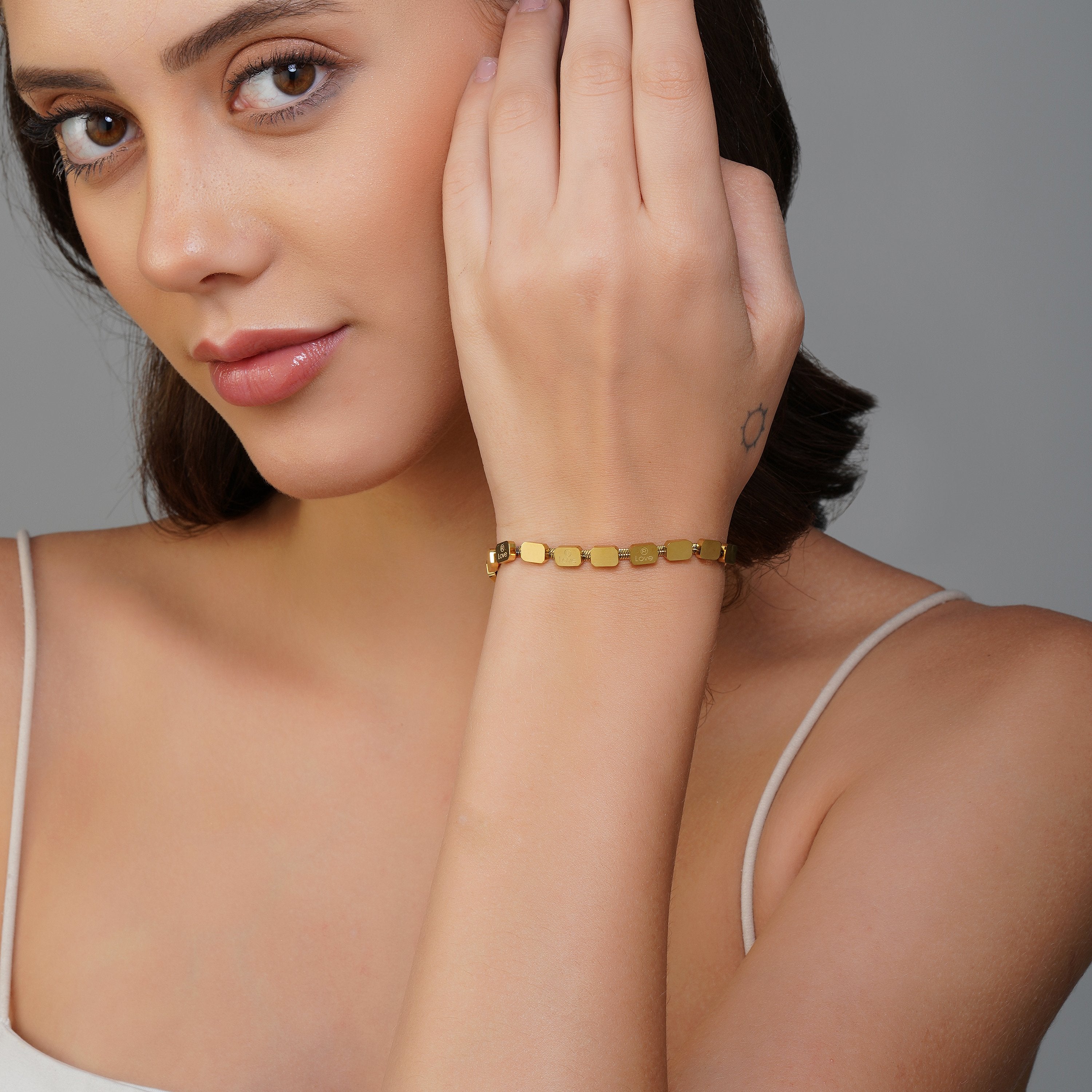 Verona Gold Bracelet