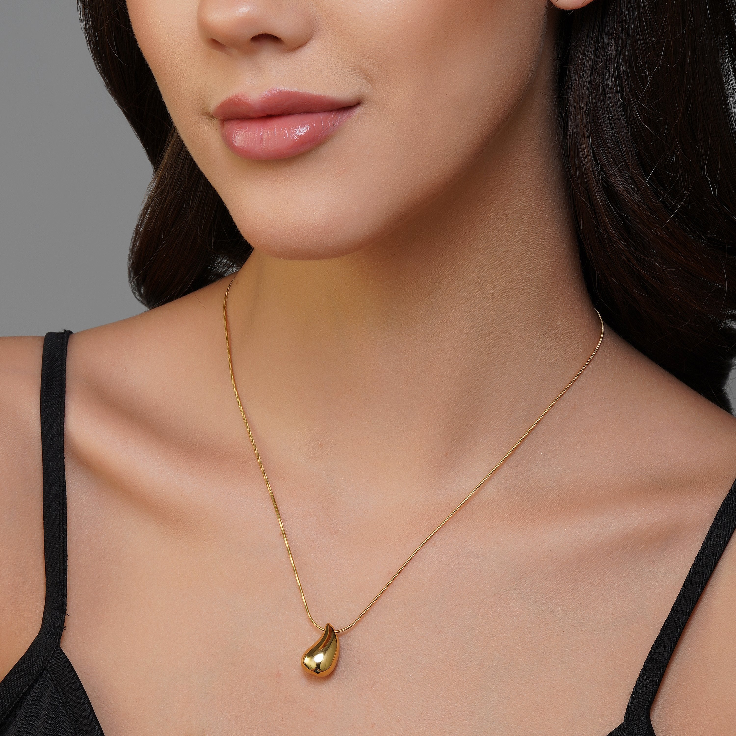 Gold  Shell Necklace