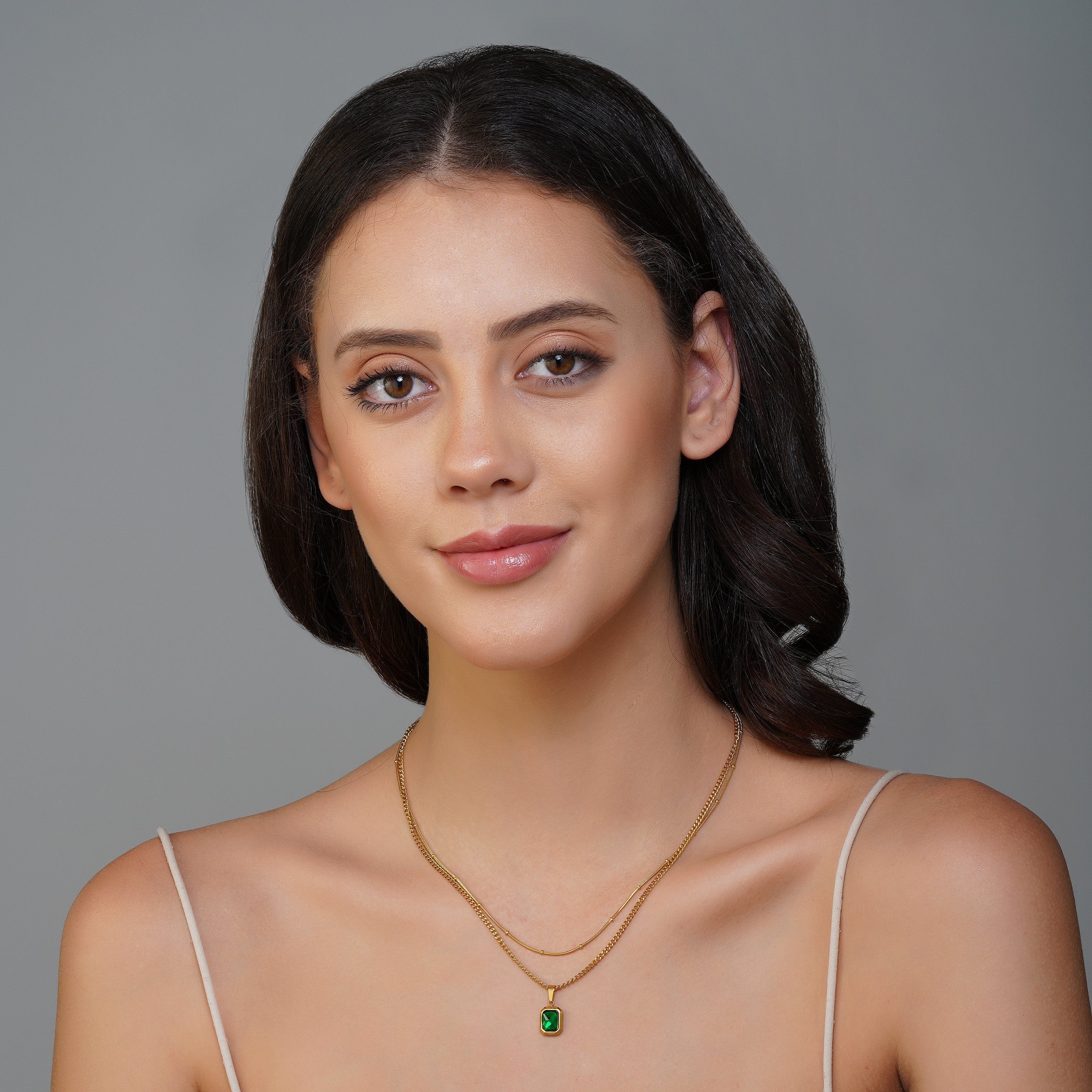 Green Stone Gold luxurious necklace